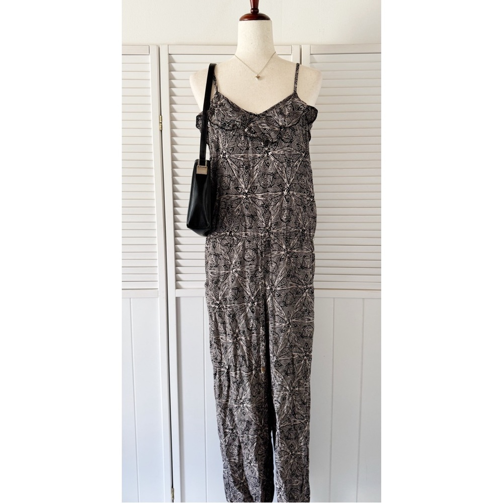 Angie Ruffled Front Strappy Summer Aztec Patterned Jumpsuit (NWT)